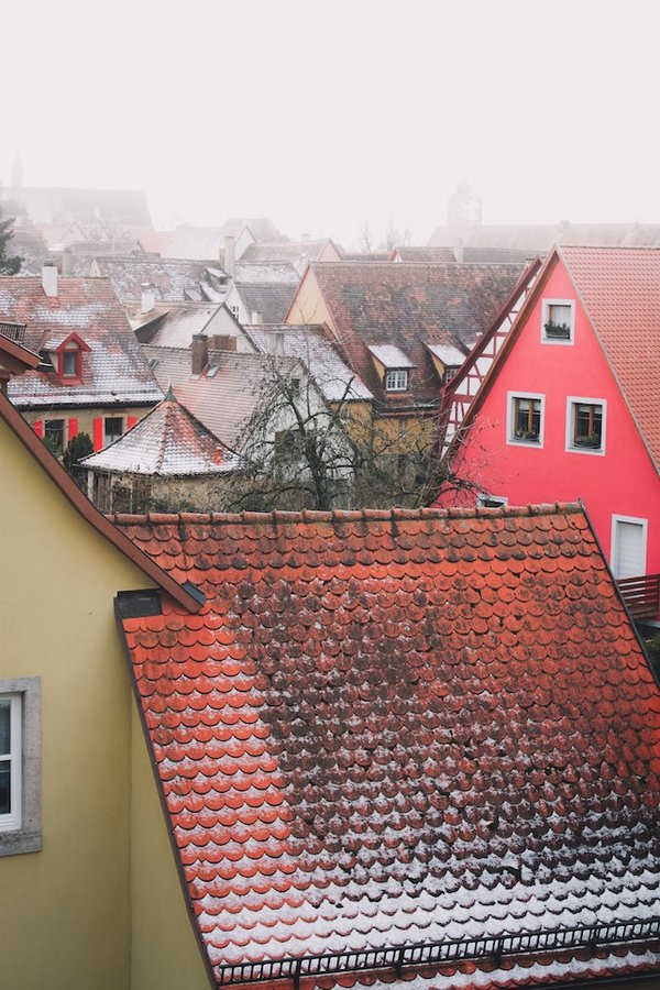 Quels sont les meilleurs conseils pour rénover une toiture en tuiles mécaniques ?