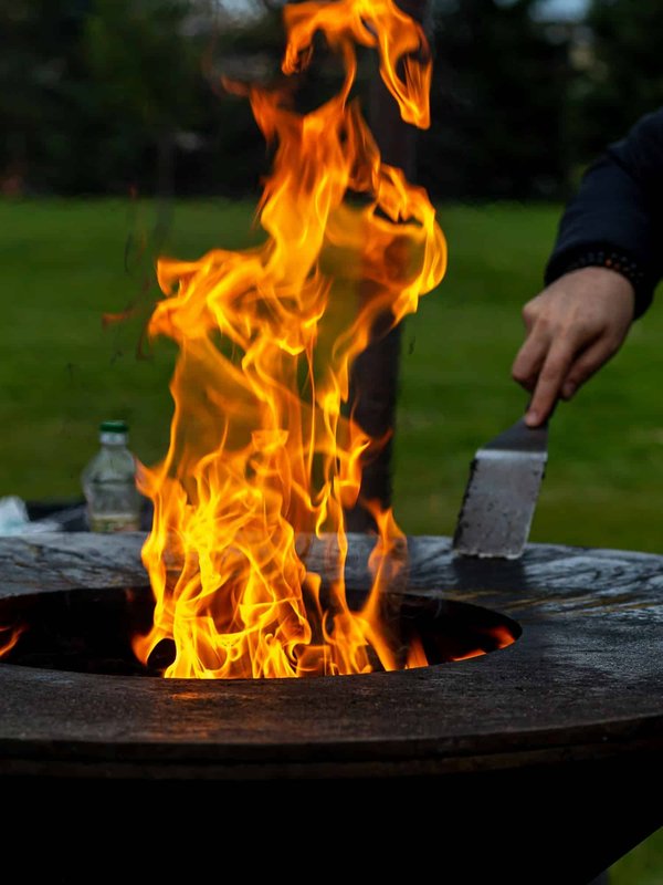 Brasero : chauffage idéal pour votre jardin